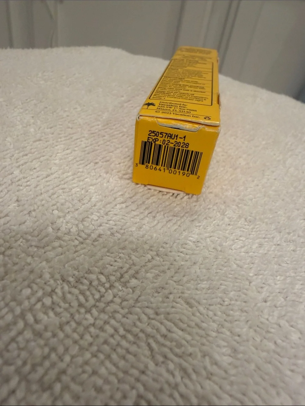 Chardonnay Vacation lip oil SPF 30 - 0.2 fl oz NEW in box never been used